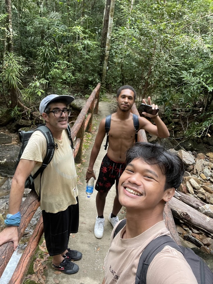 Bersama Julian Dan Michele